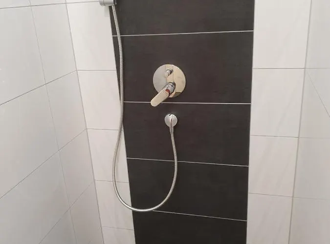 Quiet Place アーハーン